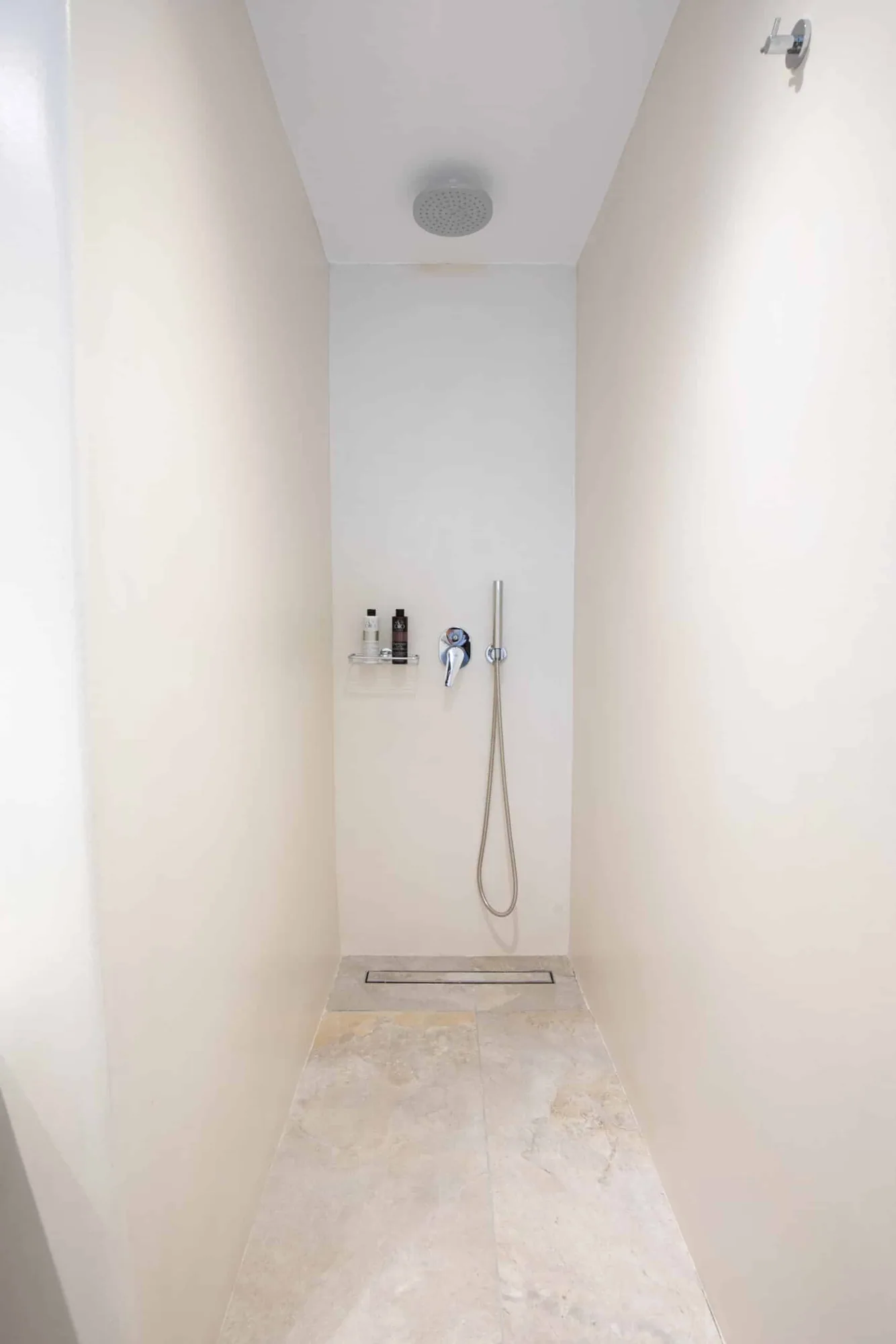 Walk-in shower